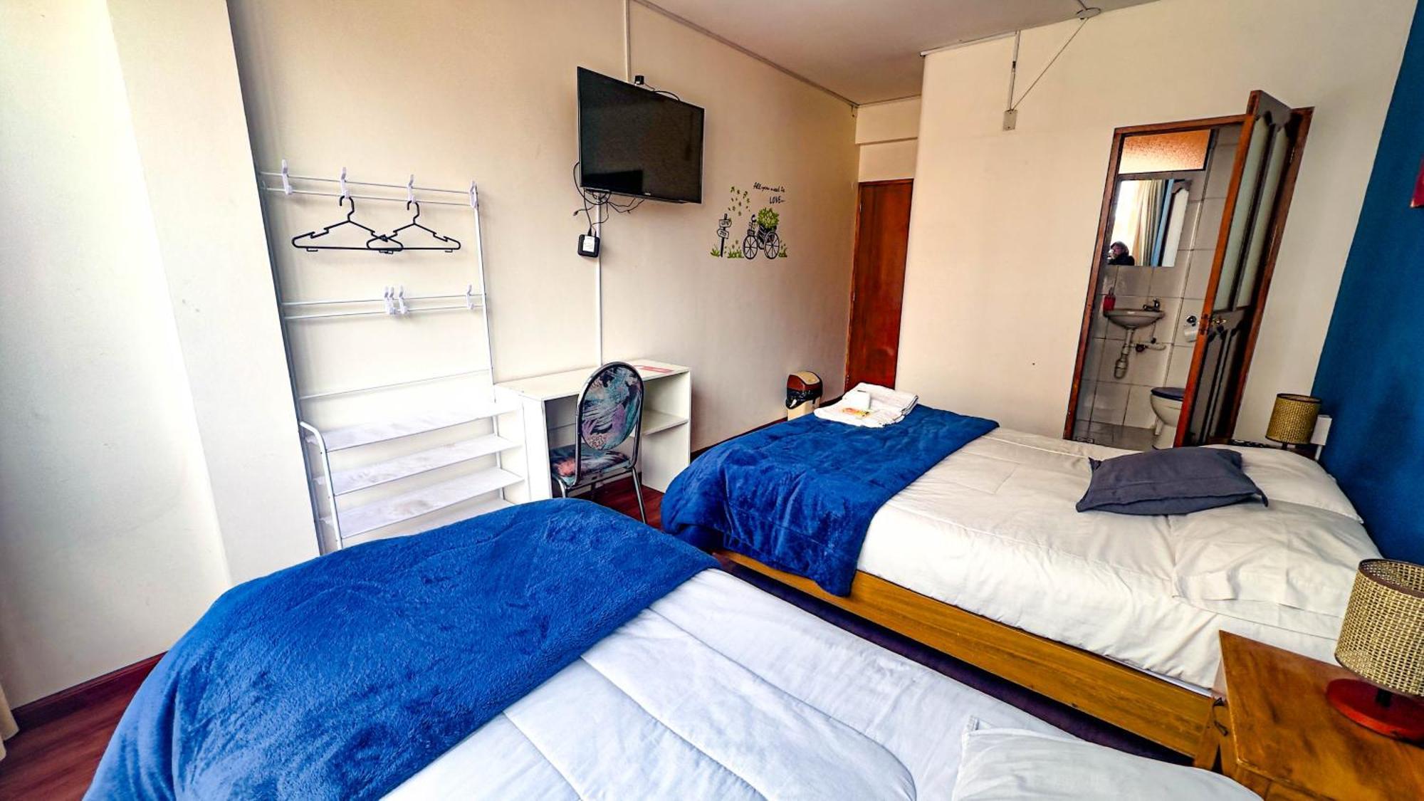 Lobo Hostel La Paz Ngoại thất bức ảnh