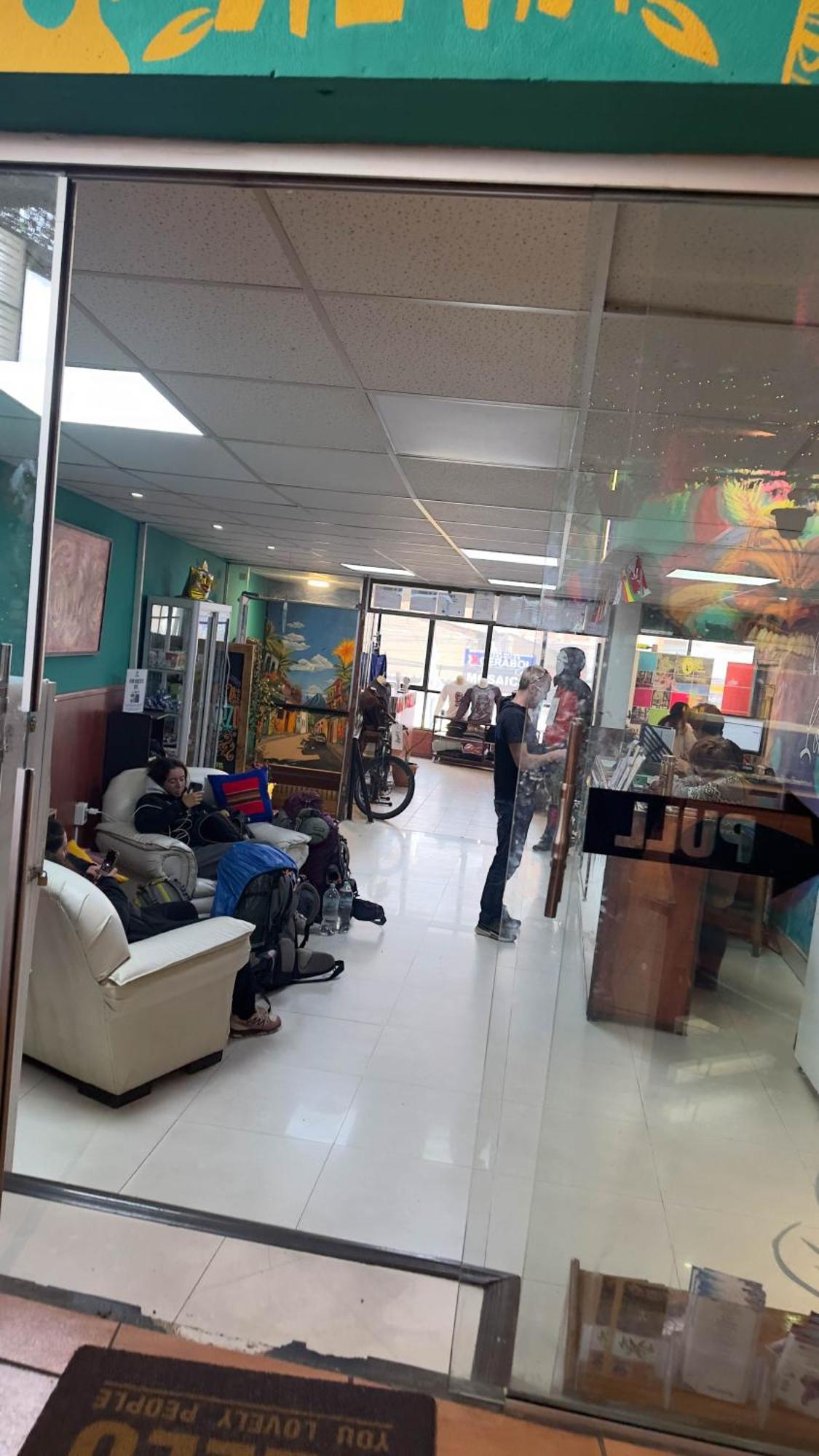 Lobo Hostel La Paz Ngoại thất bức ảnh