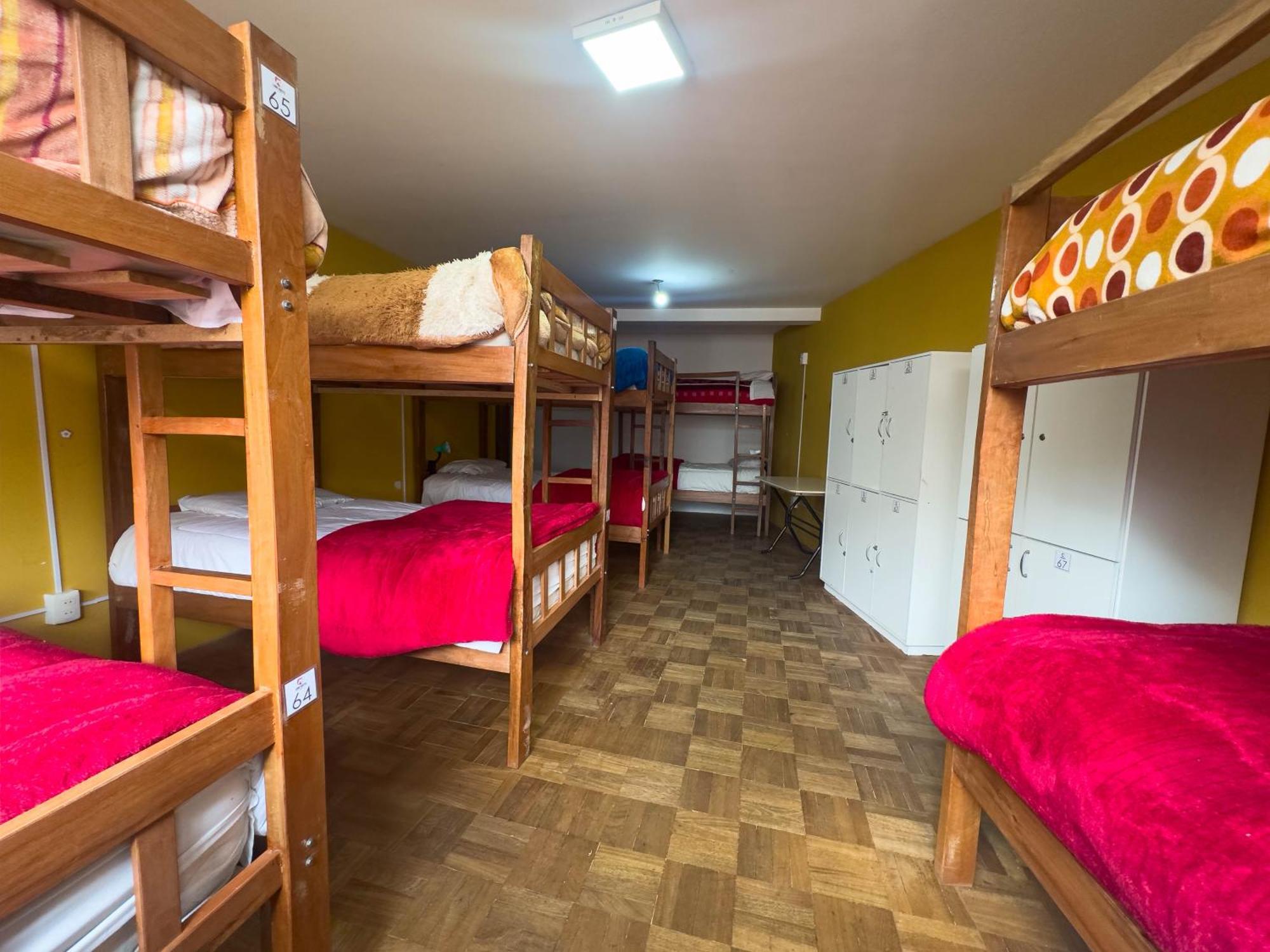 Lobo Hostel La Paz Ngoại thất bức ảnh