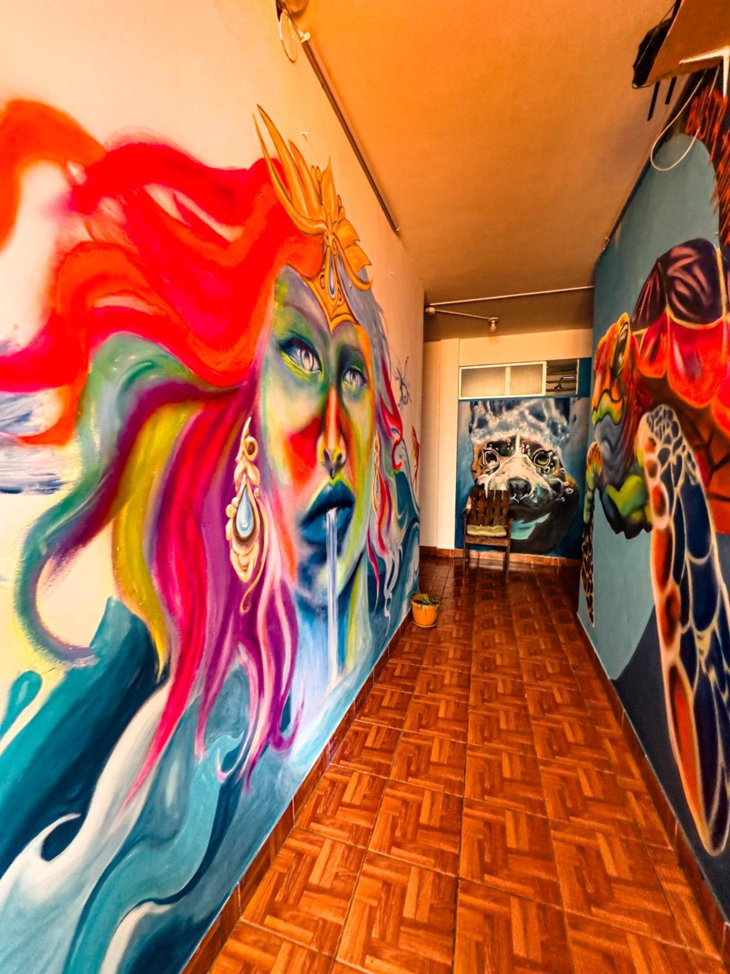 Lobo Hostel La Paz Ngoại thất bức ảnh